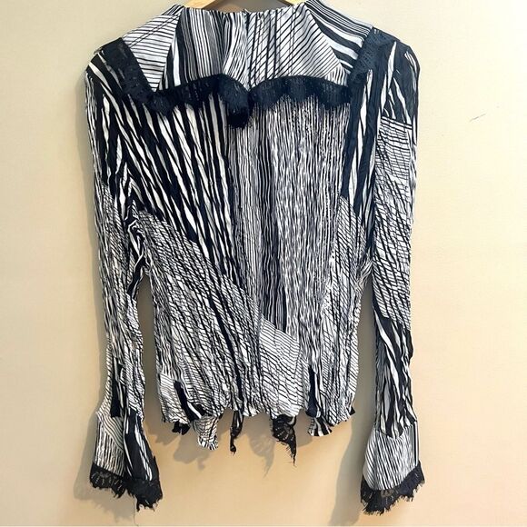Marc Bouwer ruffled front top Sz M - Picture 2 of 6